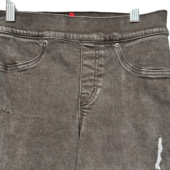SPANX Vintage Black Distressed High Rise Stretchy Raw Hem Pull On Jeans Small - Picture 6 of 13